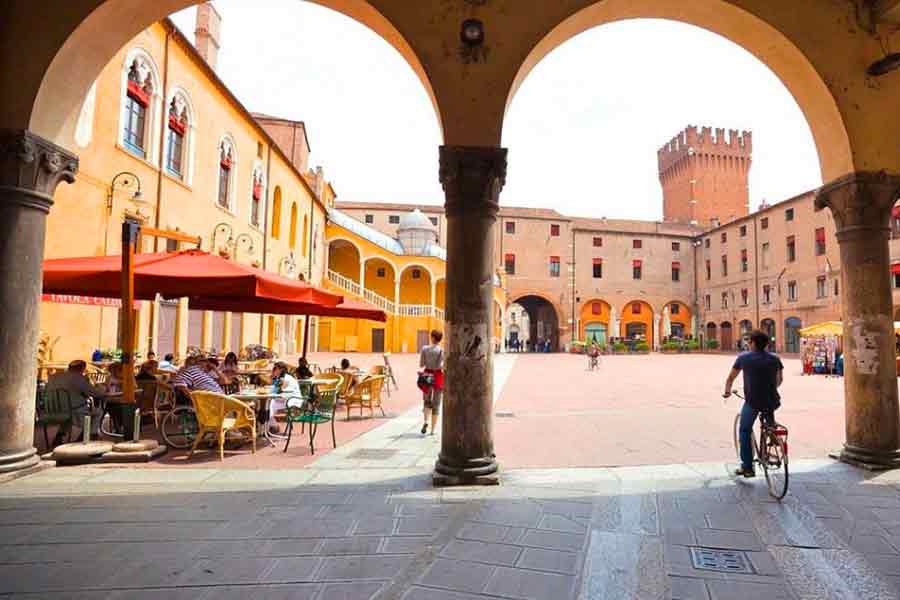 Ferrara_1