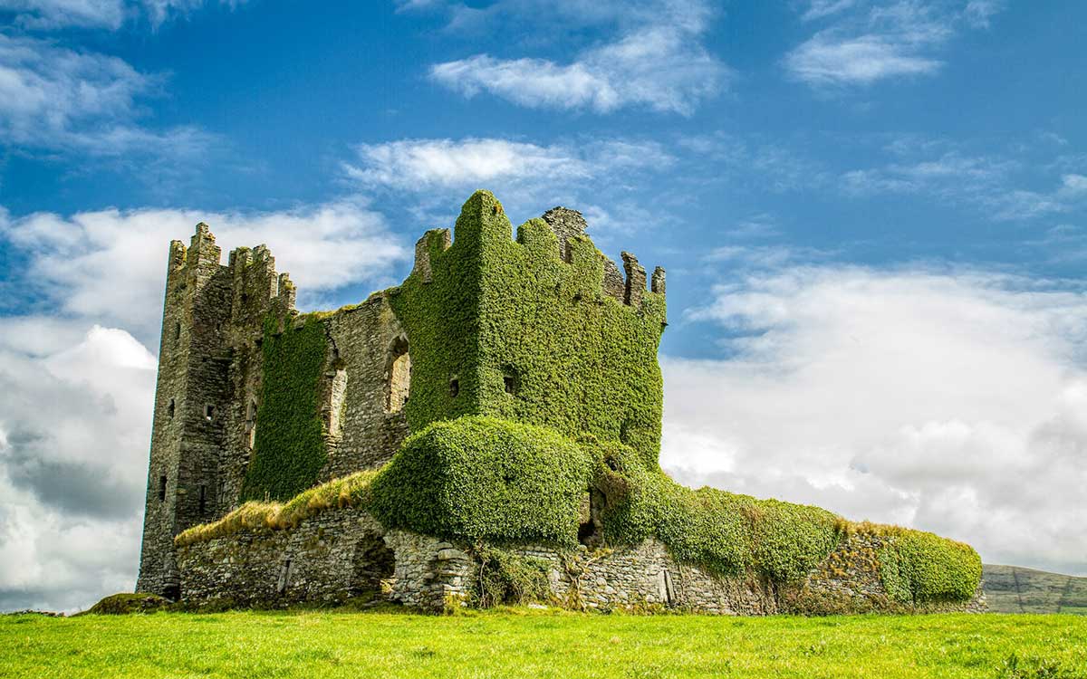 mick-haupt-Ballycarbery-Castle-Ruins,-Cahersiveen,-Co-Kerry,-Ireland-web